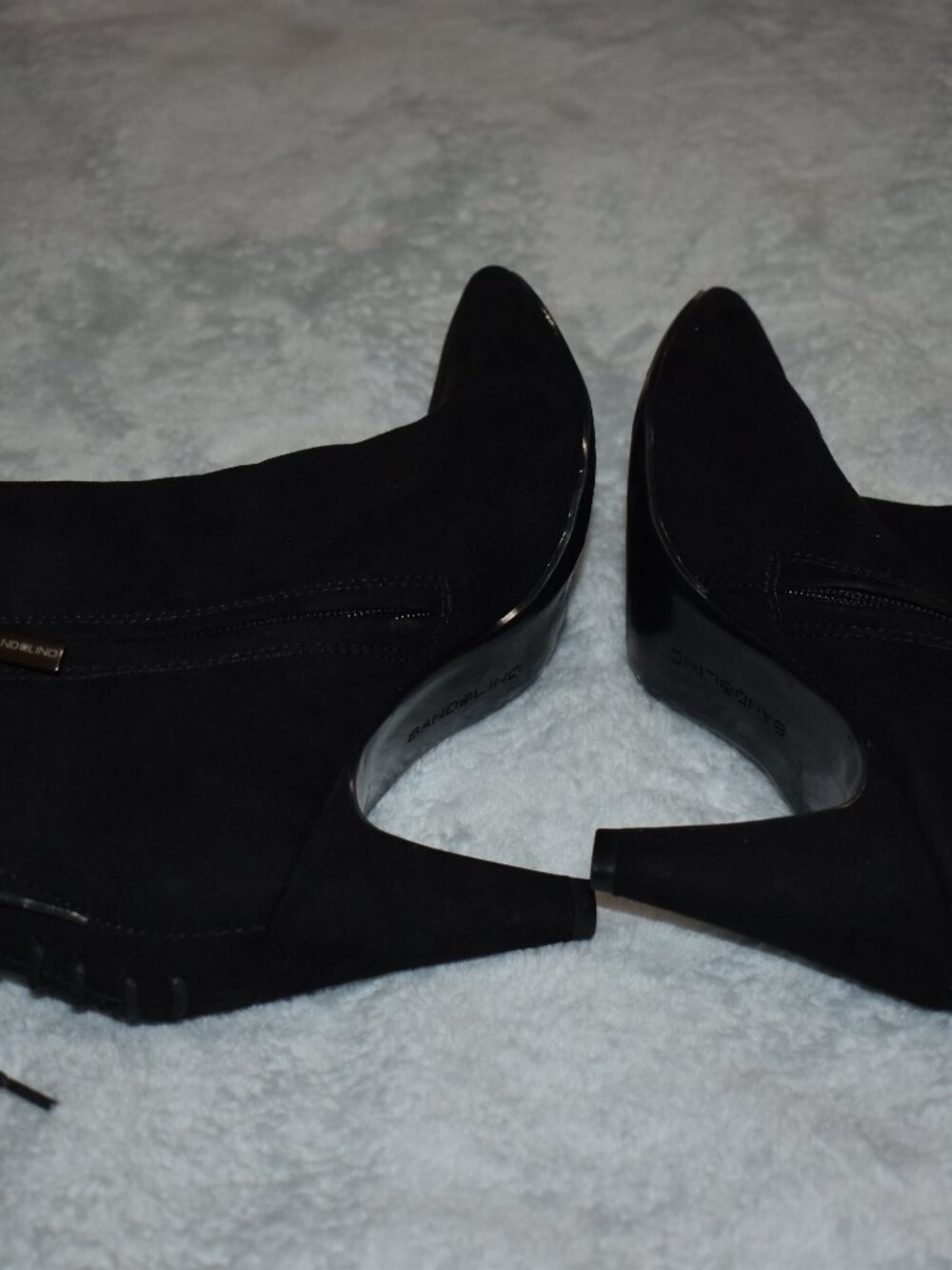 shoes - Picture 3 of 7
